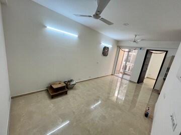 Room in 3 BHK Builder Floor at Signature Global Park 4 and 5, Sohna Sector 36 – for Rent