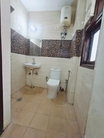 Bathroom in 1 BHK Builder Floor at Sushant Lok I – for Rent