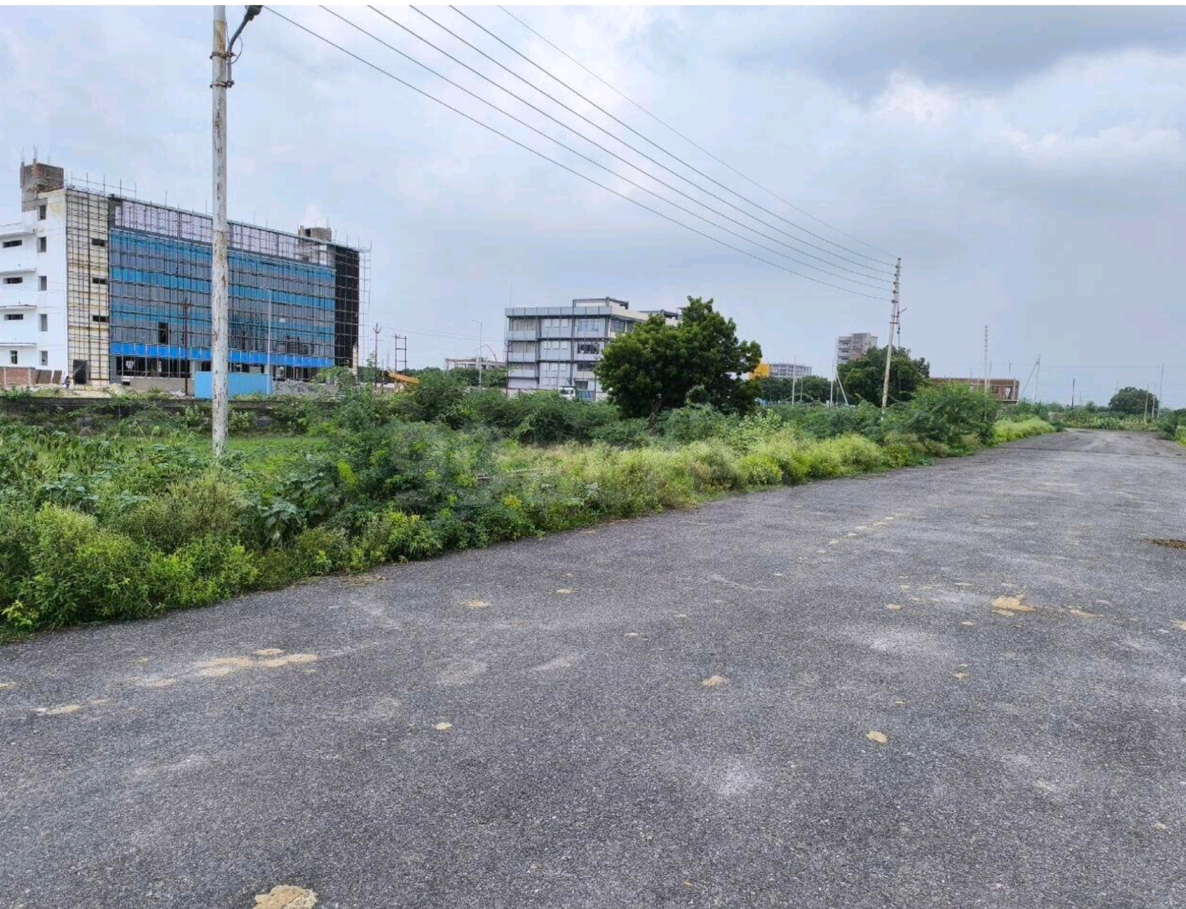 Plot For Sale in Jaypee Greens AMAN II