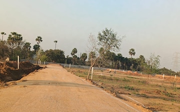 Plot For Sale in Chilkur