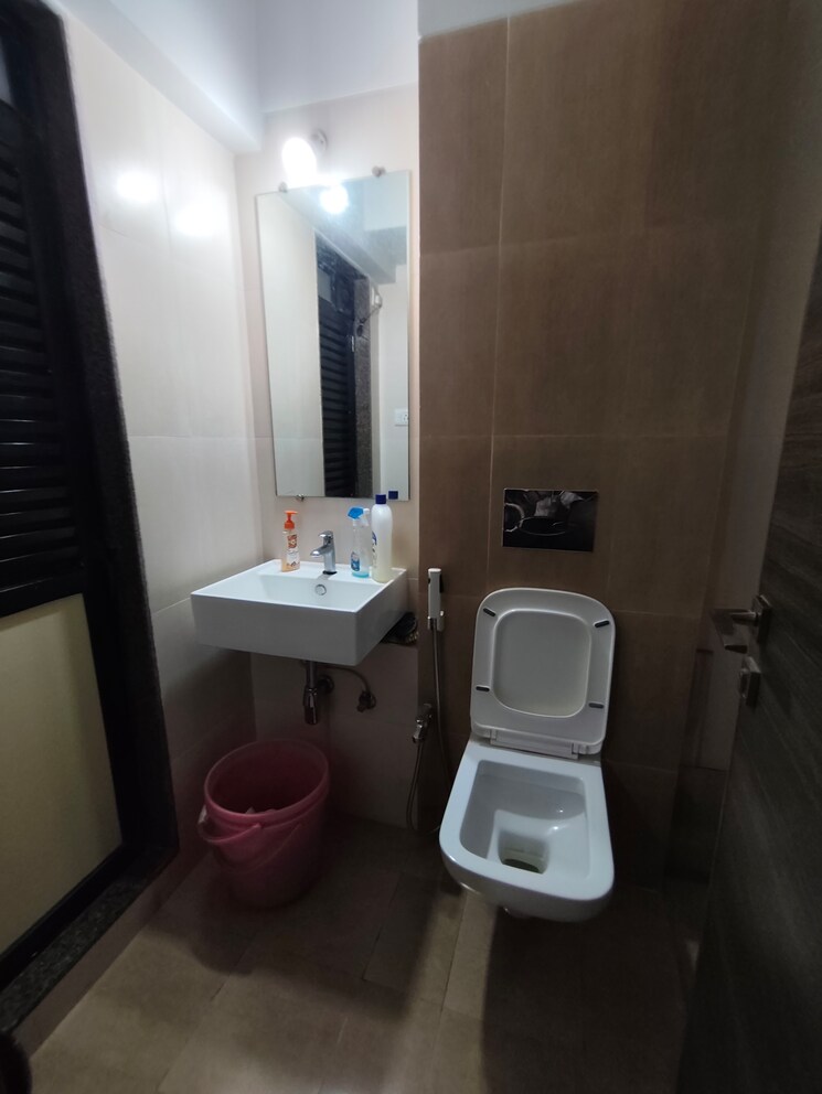 Bathroom, kanakia-rainforest 1 Bedroom 445 Sq.Ft. Apartment In Andheri East Mumbai 8876573