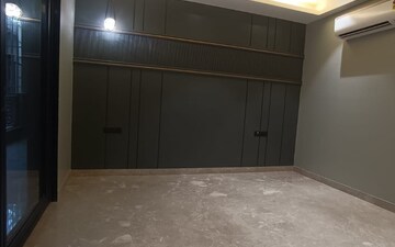 1 RK Builder Floor For Rent in Chorao