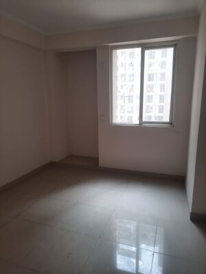 2 BHK Apartment For Sale in Amrapali Golf Homes, Sector 4 Greater Noida