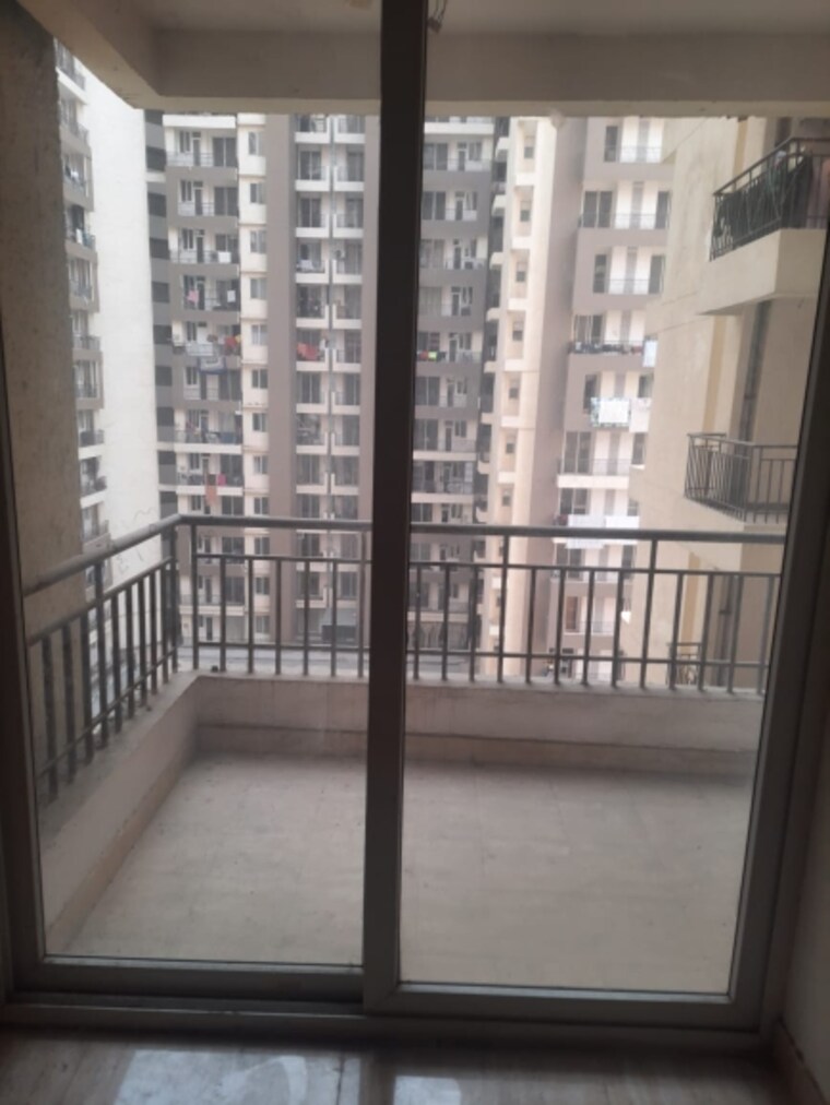 Balcony, amrapali-golf-homes 2 Bedroom 835 Sq.Ft. Apartment In Sector 4 Greater Noida Greater Noida 8876664