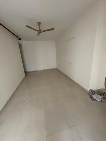 Room in 2 BHK Apartment at Signature The Millennia 2, Sector 37d – for Rent