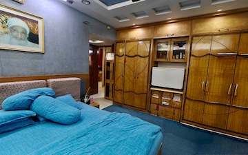 4 BHK Apartment For Sale in Enchante Apartment, Khar West