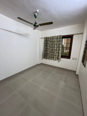 Room in 2 BHK Apartment at Raj Precious Residency, Kamothe – for Rent