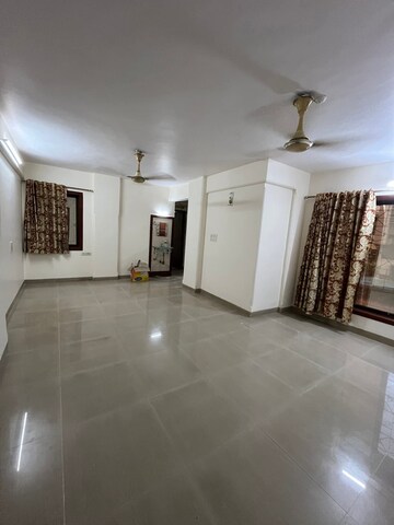 Room in 2 BHK Apartment at Raj Precious Residency, Kamothe – for Rent