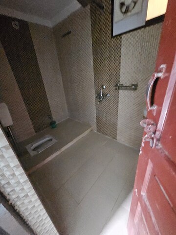 Bathroom in 2 BHK Builder Floor at Sector 4 – for Rent