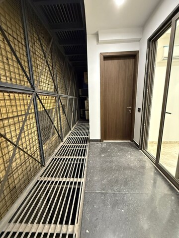 Balcony in 3 BHK Builder Floor at DLF Atria, Dlf Phase ii – for Sale