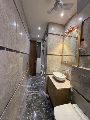 Bathroom in 3 BHK Builder Floor at DLF Atria, Dlf Phase ii – for Sale