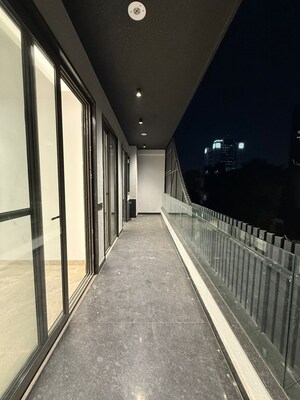 Balcony in 3 BHK Builder Floor at DLF Atria, Dlf Phase ii – for Sale