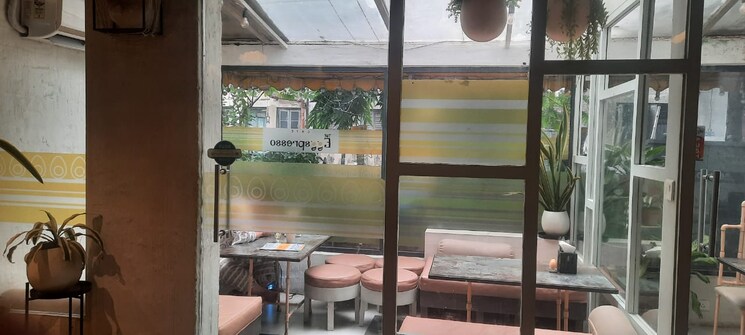 Gym, southern avenue Commercial Showroom 2000 Sq.Ft. In Southern Avenue Kolkata 8876737