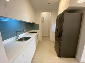 Building Lobby in 2 BHK Apartment at Rustomjee Elita, Four Bunglows – for Rent