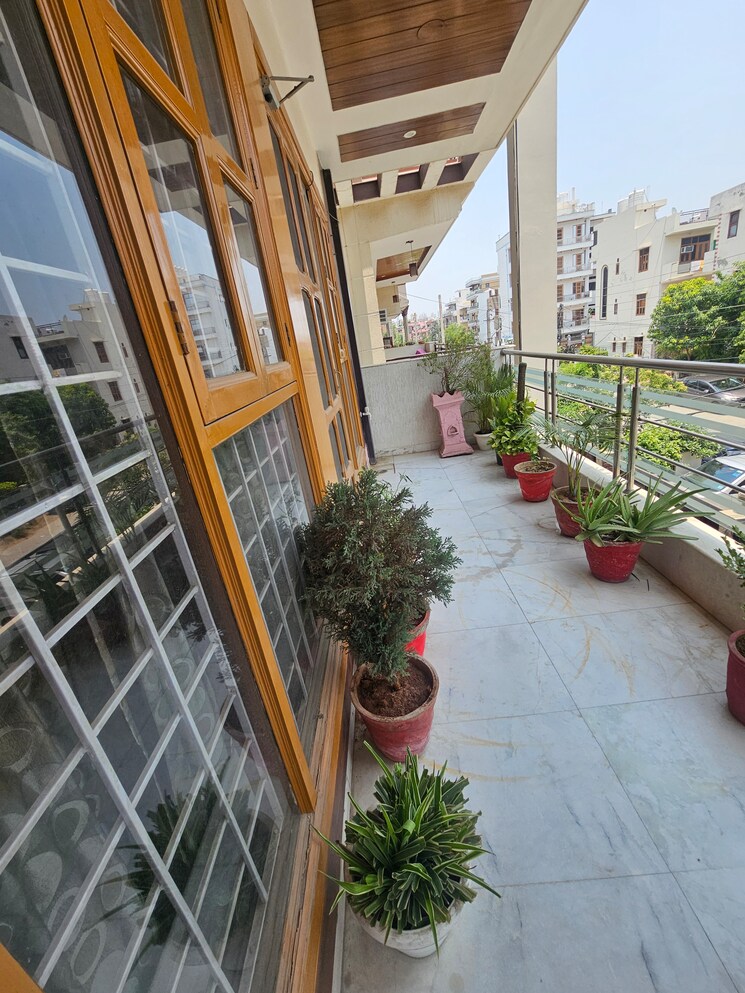 Exterior View, sector 9a 4 Bedroom 350 Sq.Yd. Builder Floor In Sector 9a Gurgaon 8876795