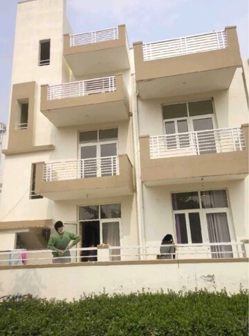 3 BHK Builder Floor For Sale in Sector 84