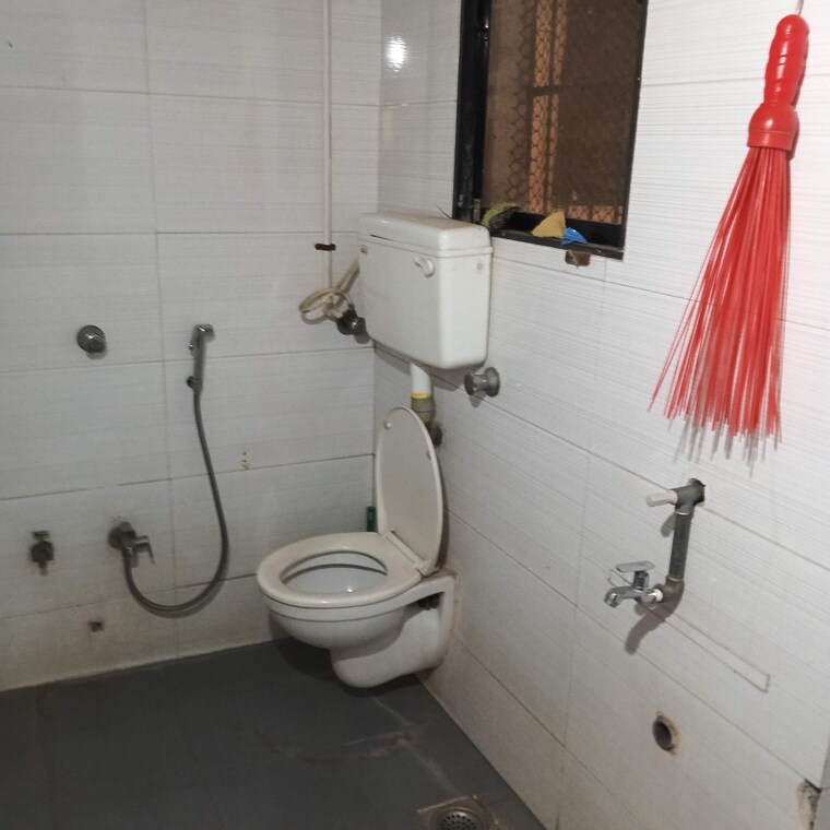 Attached Bathroom, dombivli east 2 Bedroom 1150 Sq.Ft. Apartment In Dombivli East Thane 8876925