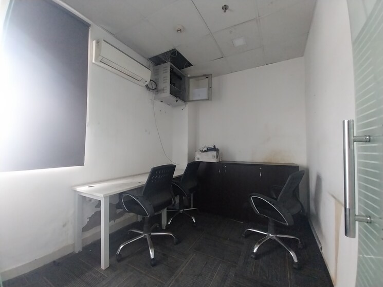 Team Area, ithums-62 Commercial Office Space 1500 Sq.Ft. In Sector 62 Noida 8876927