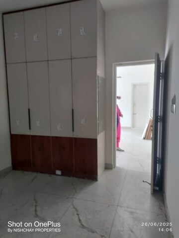Bedroom in 2 BHK Apartment at Kothanur – for Rent