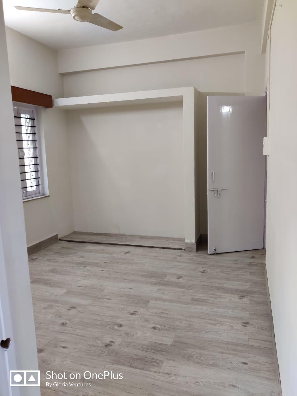 2 BHK Apartment For Sale in Vyas Sudhendu CHS