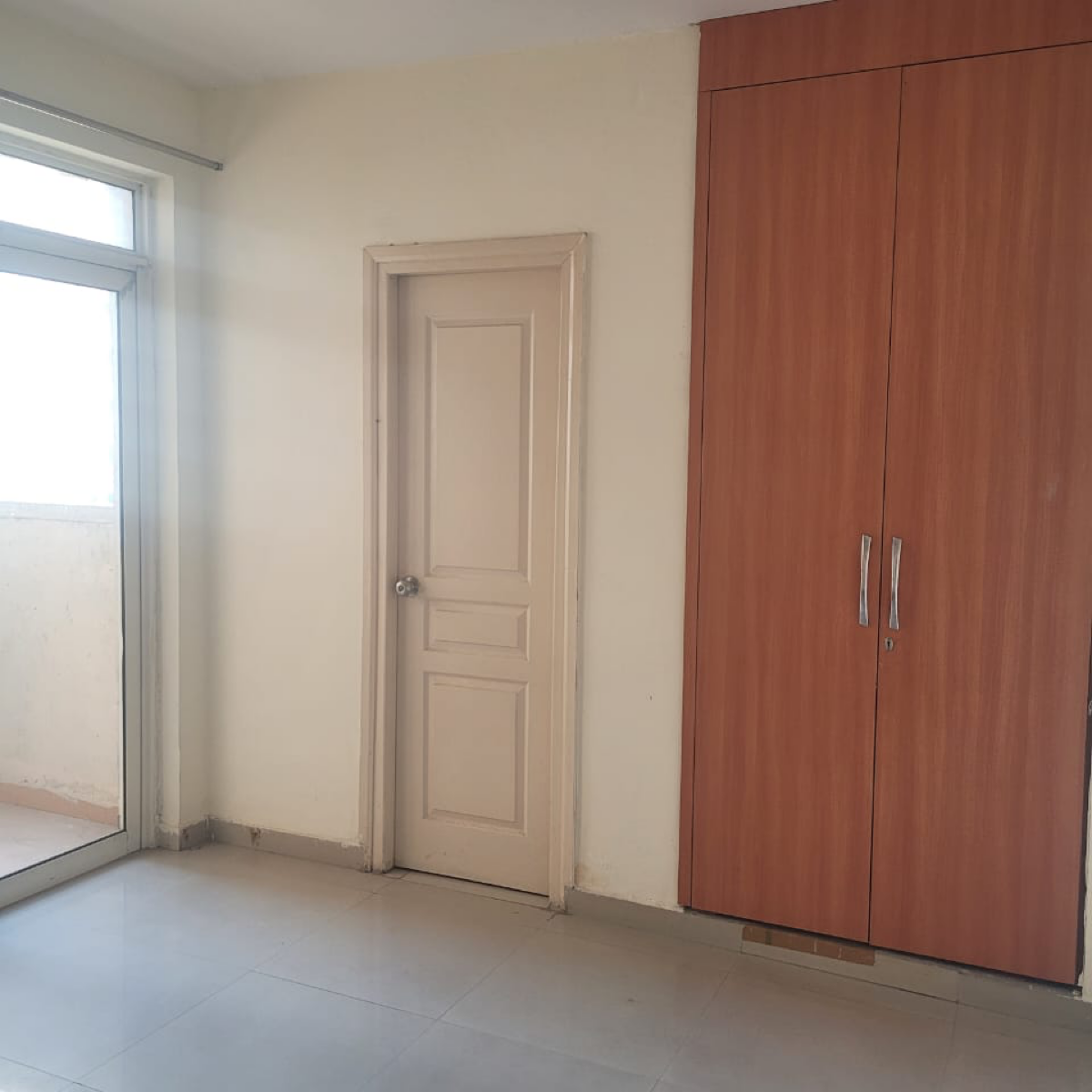 2 BHK 990 Sq.Ft. Apartment in Logix Blossom Zest