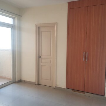 2 BHK Apartment For Rent in Logix Blossom Zest, Sector 143