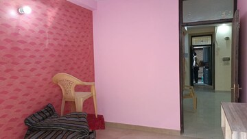 Room in 2 BHK Builder Floor at Vaishali Sector 6 – for Rent