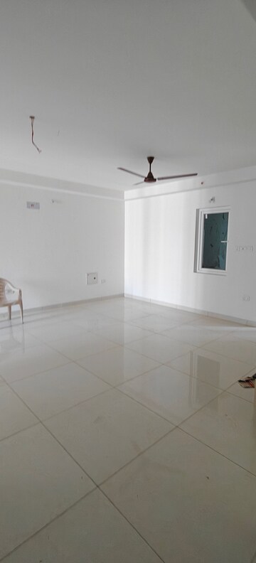 Room in 3 BHK Apartment at Aparna Sarovar Zicon, Nallagandla – for Rent