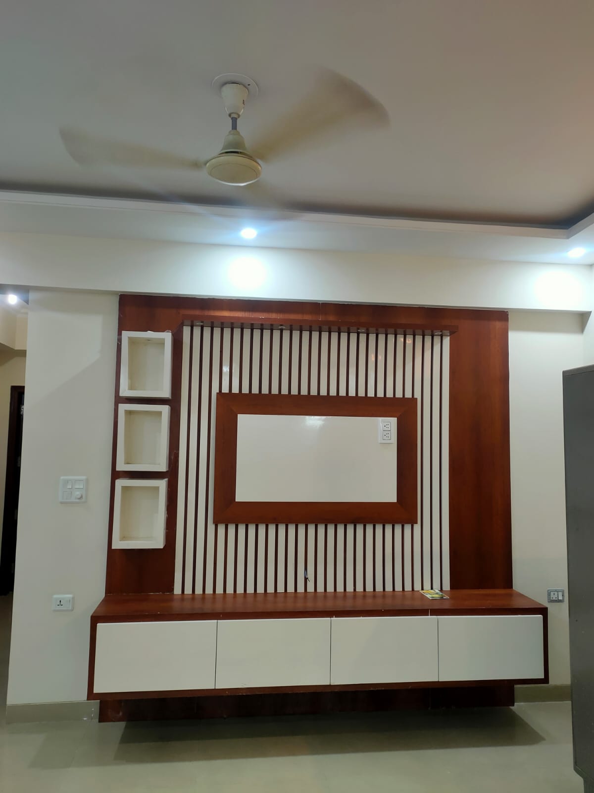3 BHK + Pooja Room Apartment For Rent in Malwa Escon Arena