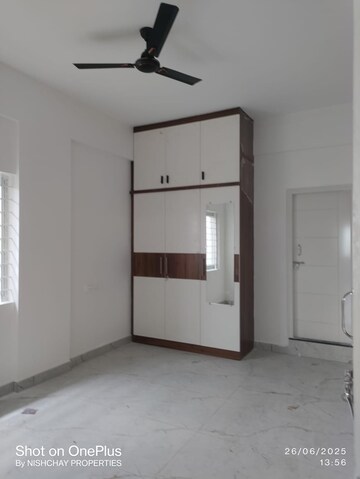 Bedroom in 2 BHK Apartment at Kothanur – for Rent