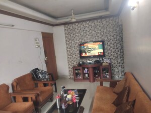 Furnished Amenities in 2 BHK Apartment at Gokul Avenue Apartment, Kandivali East – for Sale