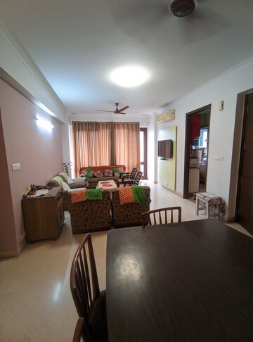Living Room in 2 BHK Apartment at Eros Kenwood Tower, Sector 39 – for Rent