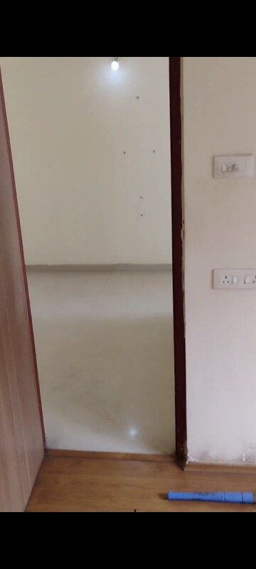 Room in 2.5 BHK Apartment at Lodha Casa Bella Gold, Dombivli East – for Rent