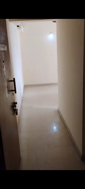 Room in 2.5 BHK Apartment at Lodha Casa Bella Gold, Dombivli East – for Rent