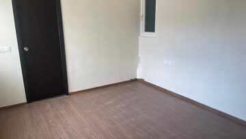 Room in 2 BHK Apartment at Shriram Greenfield Phase 2, Budigere – for Rent