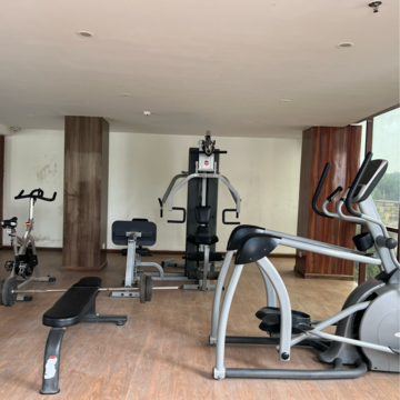 Gym in  Pg at Udyog Vihar Phase 5 – for Rent
