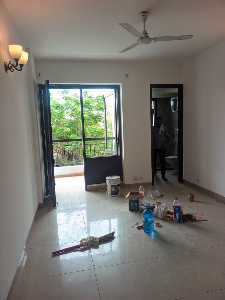 Living Room, eros-kenwood-tower 4 Bedroom 2107 Sq.Ft. Apartment In Sector 39 Faridabad 8877428