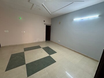 Room in 2 BHK Apartment at Dhakoli – for Rent