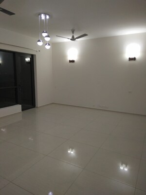 Room in 3 BHK Apartment at Dhoot Time Residency, Sector 63 – for Sale