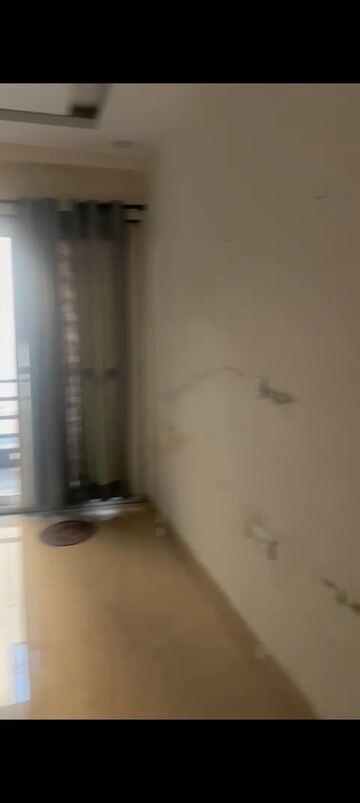 Master Bedroom in 4 BHK Builder Floor at Palam Vihar Residents Association, Palam Vihar – for Rent