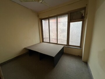Room in 3 BHK Apartment at Goyal Lakshchandi Heights, Goregaon East – for Rent