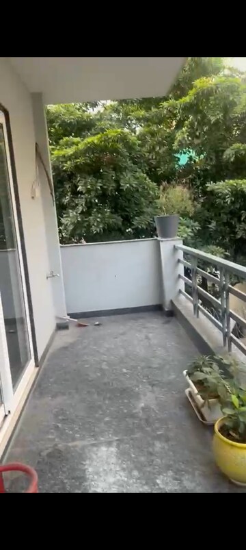Balcony in 4 BHK Builder Floor at Palam Vihar Residents Association, Palam Vihar – for Rent