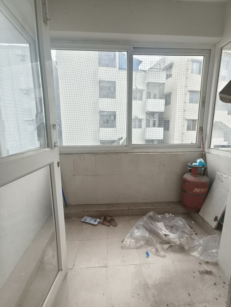 Bathroom, hsr layout 3 Bedroom 2000 Sq.Ft. Builder Floor In Hsr Layout Bangalore 8877522