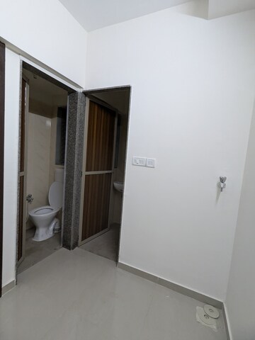 Room in 1 BHK Apartment at Satellite Garden, Goregaon East – for Rent
