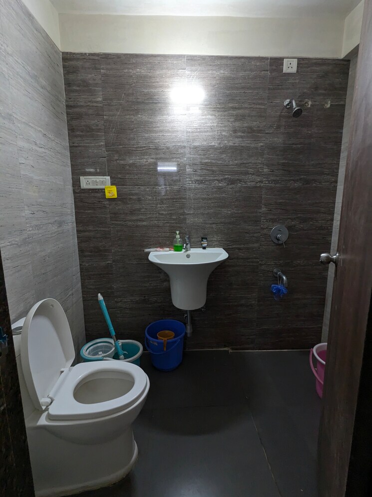 Bathroom, acme-avenue 2 Bedroom 743 Sq.Ft. Apartment In Kandivali West Mumbai 8877624