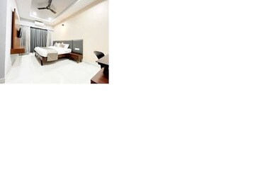 3.5 BHK Apartment For Rent in Purva Palm Beach, Hennur Road