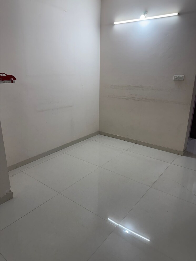 Room, acme-ozone 2 Bedroom 1065 Sq.Ft. Apartment In Manpada Thane 8877662