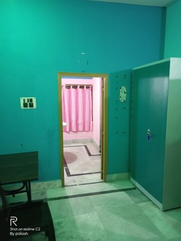 Room in 2 BHK Apartment at Prince Anwar Shah Road – for Sale