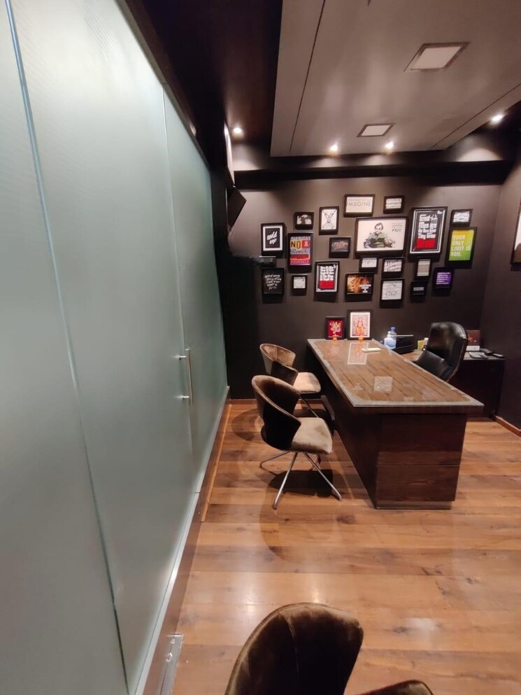 Team Area, j m road Commercial Office Space 7000 Sq.Ft. In J M Road Pune 8877724