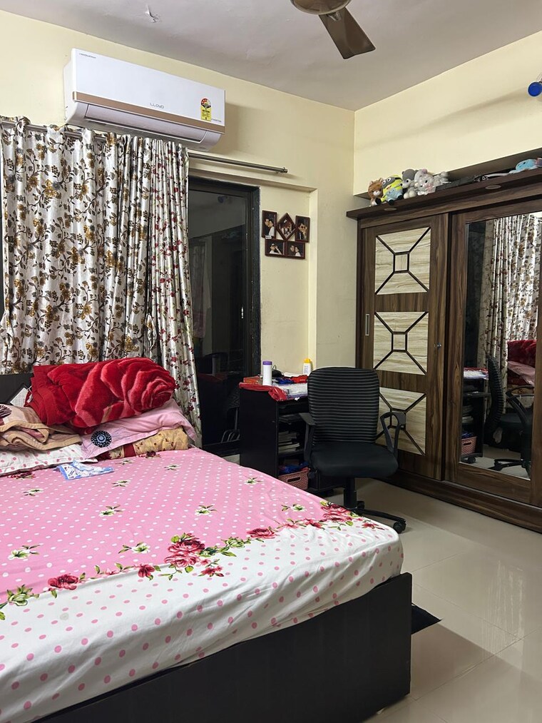 Bedroom, puranik-hometown 2 Bedroom 733 Sq.Ft. Apartment In Ghodbunder Road Thane 8877821